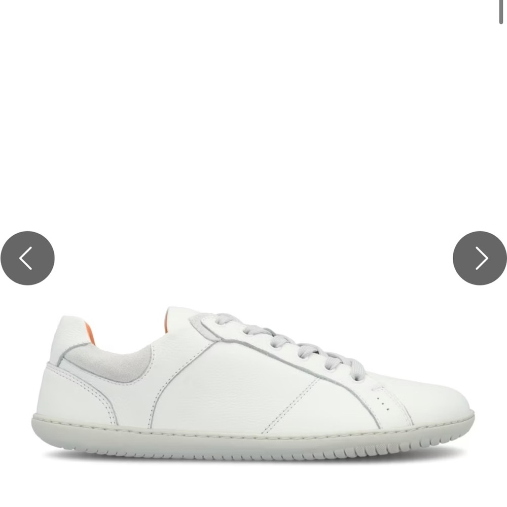 NWT Groundies Blaze Barefoot+ Sneakers